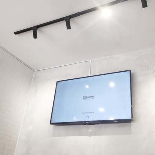 Với màn hình từ 43" trở lên, Full-HD là đủ điều kiện tham gia.